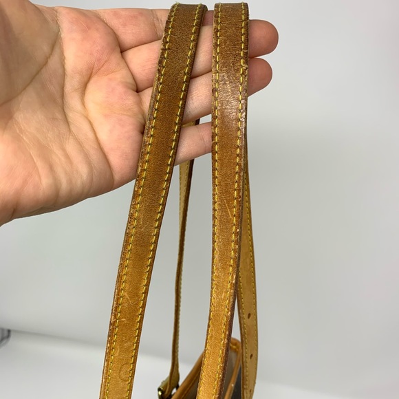 Geniune Louis Vuitton bucket pm with pouch - Picture 13 of 16